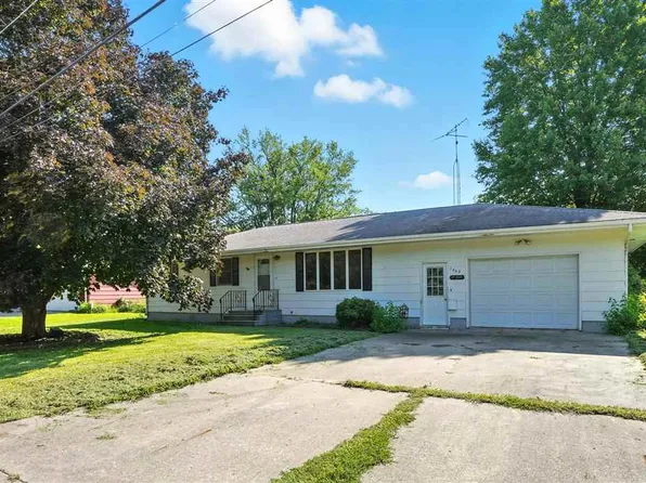 1402 N 6th Ave, Washington, IA 52353