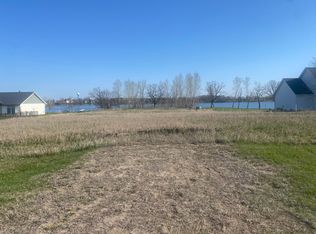 123 Lynn Rd, Ottertail, MN 56571