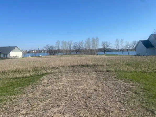 123 Lynn Rd, Ottertail, MN 56571