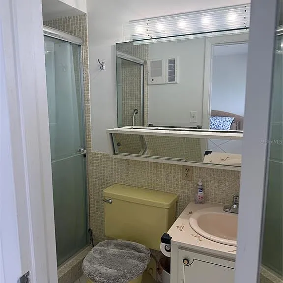 775 John Ringling Blvd #33 — Photo 21