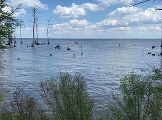 208 Osprey Dr, Edenton, NC 27932