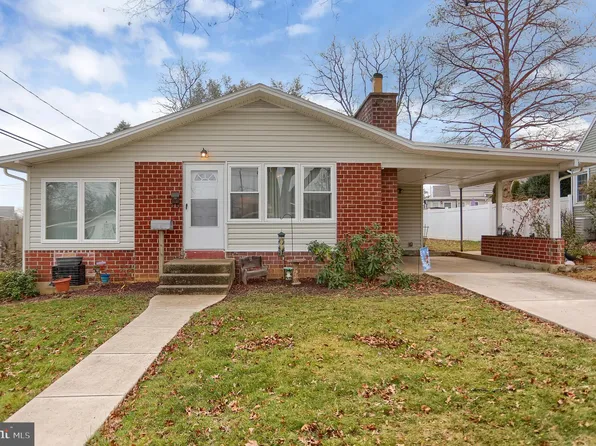 1293 Kelton Rd, Camp Hill, PA 17011