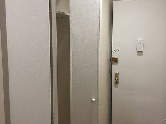 5th image of 229 E 67th St APT 4B