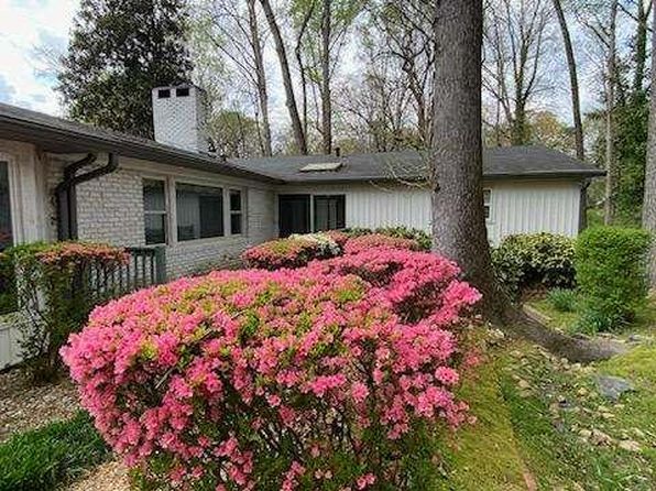 75 Azalea Trl, Carrollton, GA 30116