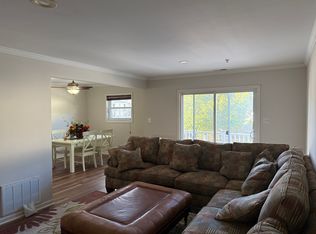 16 Warren Lodge Ct APT 2D, Cockeysville, MD 21030