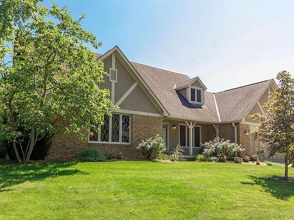 2nd image of 129 Shagbark Dr