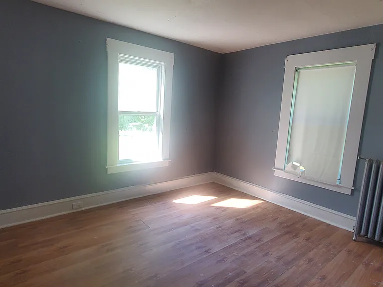 172 W Main St — Photo 6