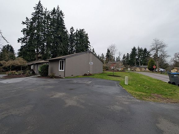 2nd image of 3605 Olympiad Dr SE