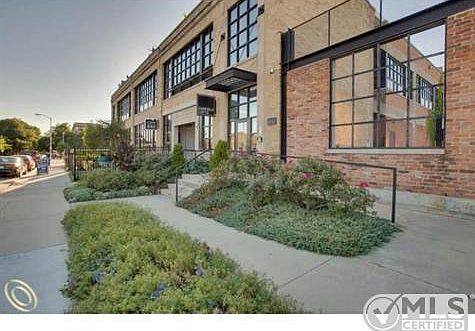 460 W Canfield Detroit MI-small-