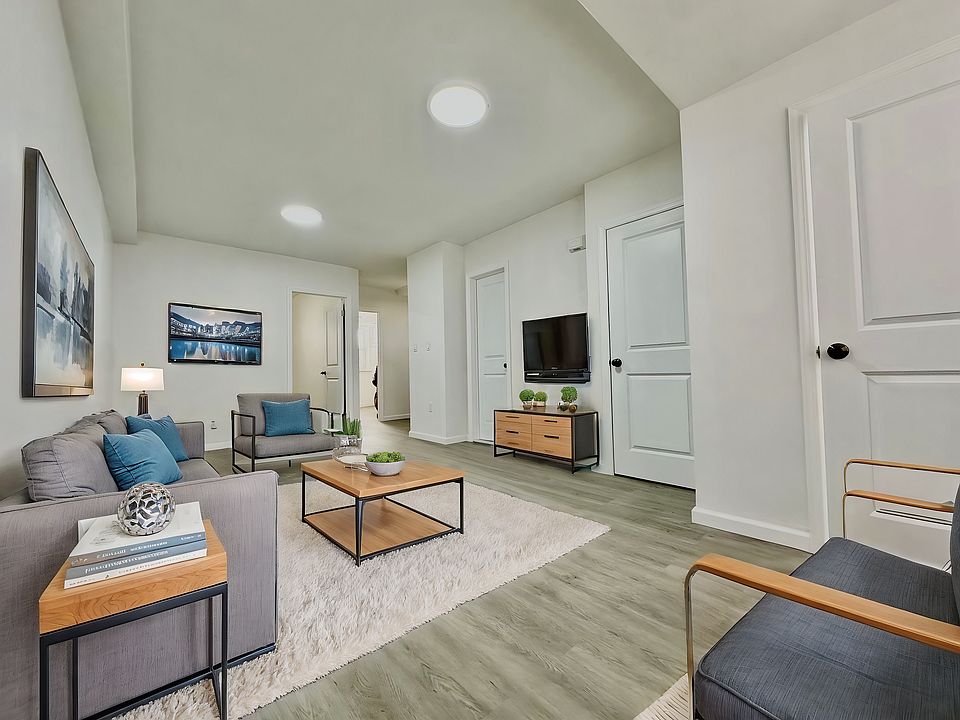 1st image of 8709 25th Ave #1