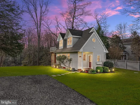 321 S Riverside Dr, Crownsville, MD 21032