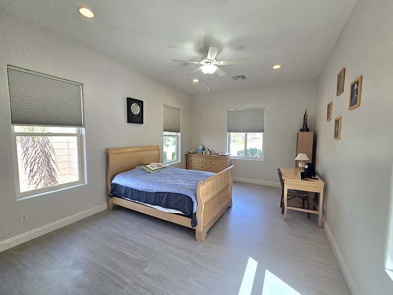 639 W Coconino Pl — Photo 13