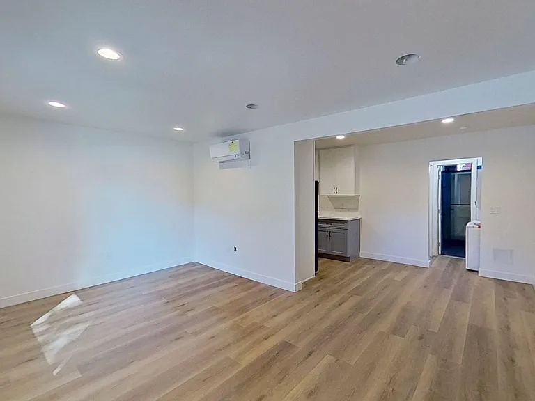 829 N Garfield St — Photo 49