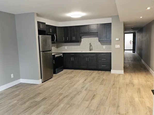 5925 Valley Way, Niagara Falls, ON