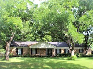 7613 Ravenswood Rd, Granbury, TX 76049