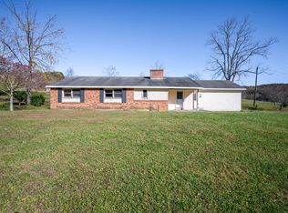 1237 Duncans Chapel Rd NW, Willis, VA 24380