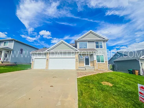 1306 Green Hills Dr Photo 1