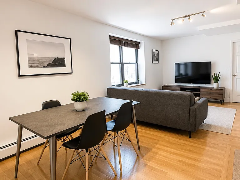 133 Essex St #402 — Photo 3