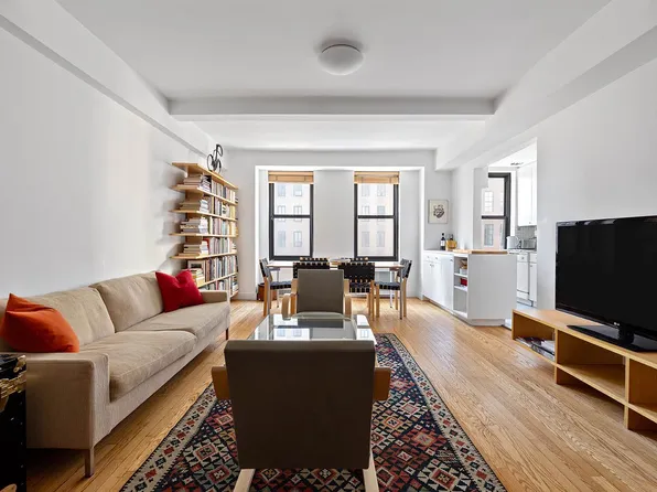 161 West 16th Street image 1 of 9