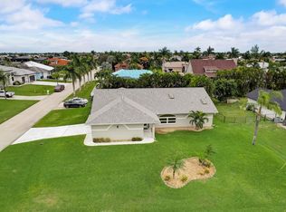 2317 SW 44th Ter, Cape Coral, FL 33914