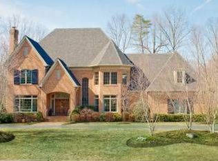 900 Chinquapin Rd, Mc Lean, VA 22102