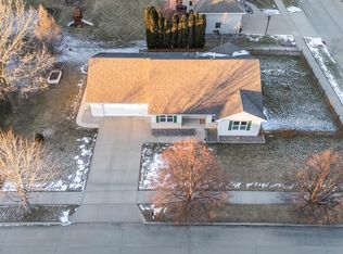 3200 Mockingbird Way, Oshkosh, WI 54904