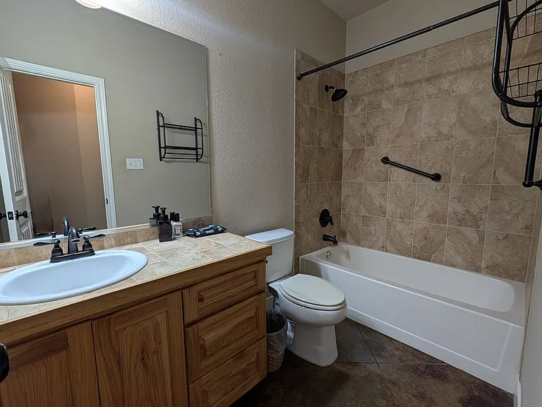 178 S Buckhorn Dr — Photo 10