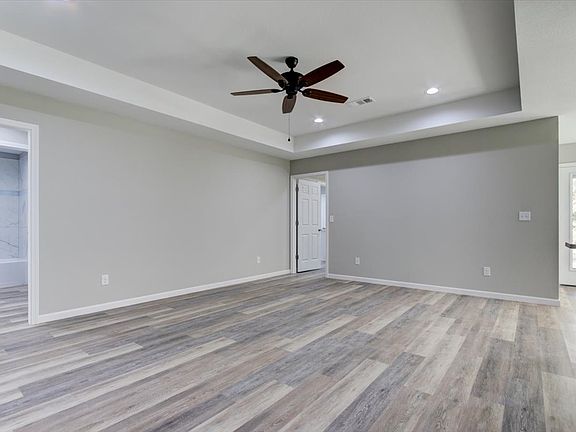 3rd image of 203 Elysian Hills Dr