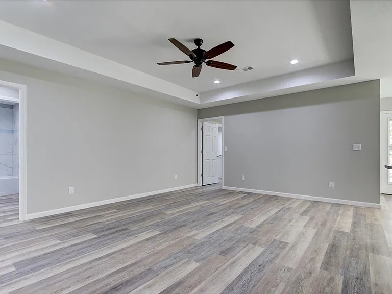 203 Elysian Hills Dr — Photo 3