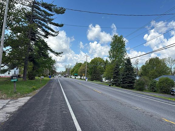 4th image of 16826 Ridge Rd