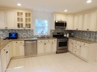 61 Taillon Ter, Closter, NJ 07624