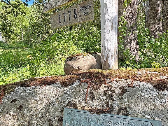 5th image of 1778 Bayside Road