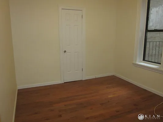 Rented by Kian Realty | media 11