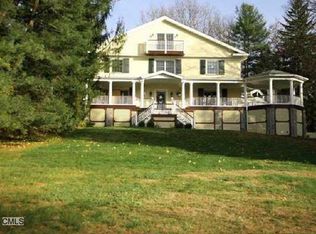 76 Old Orchard Rd, Riverside, CT 06878