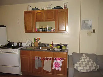 Rented by Lucky Apt Inc