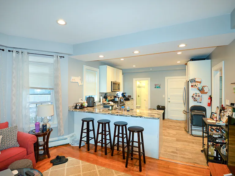 62 Mapleton St #2 — Photo 12