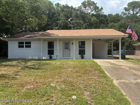 4219 Martha Ct, Lucedale, MS 39581