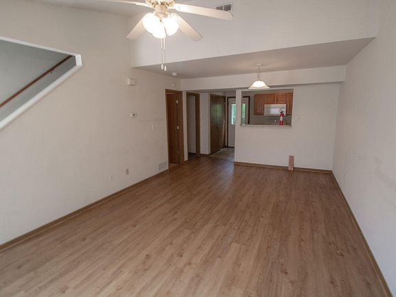 4th image of 314 Burnside Dr