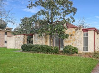 1610 Chestnut Ridge Rd, Humble, TX 77339