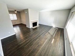 2671 Charing Rd, Upper Arlington, OH 43221