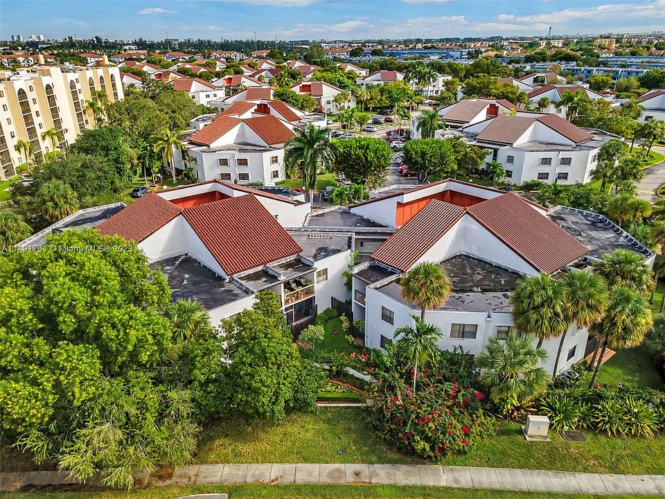 1st image of 9447 Fontainebleau Blvd APT 210