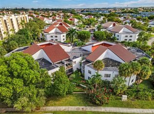 9447 Fontainebleau Blvd APT 210, Miami, FL 33172