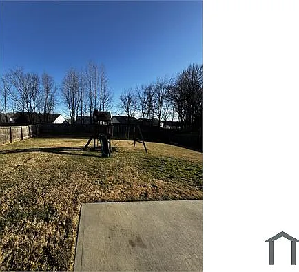 4 bed, 2337 sqft, $3,000 — Photo 3