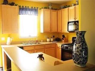 2nd image of 914 Coffee Tree Ln