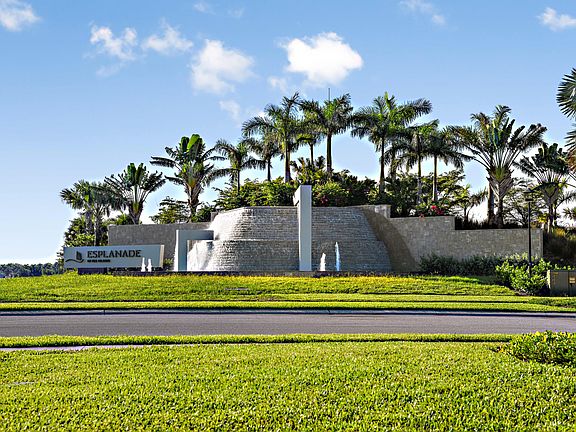 3rd image of 15537 Vittorio St