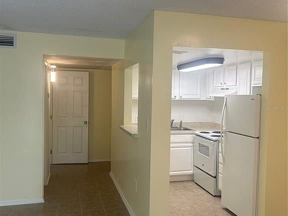 5th image of 2513 N Alafaya Trl APT 21