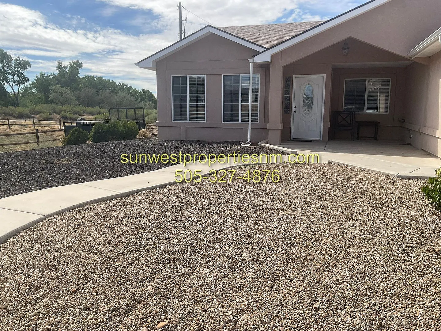 4 Bedroom, 2 Bath Home — Photo 2
