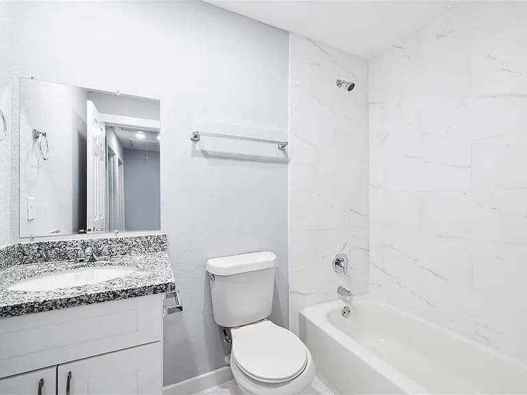 8215 Crestview Dr #A — Photo 13