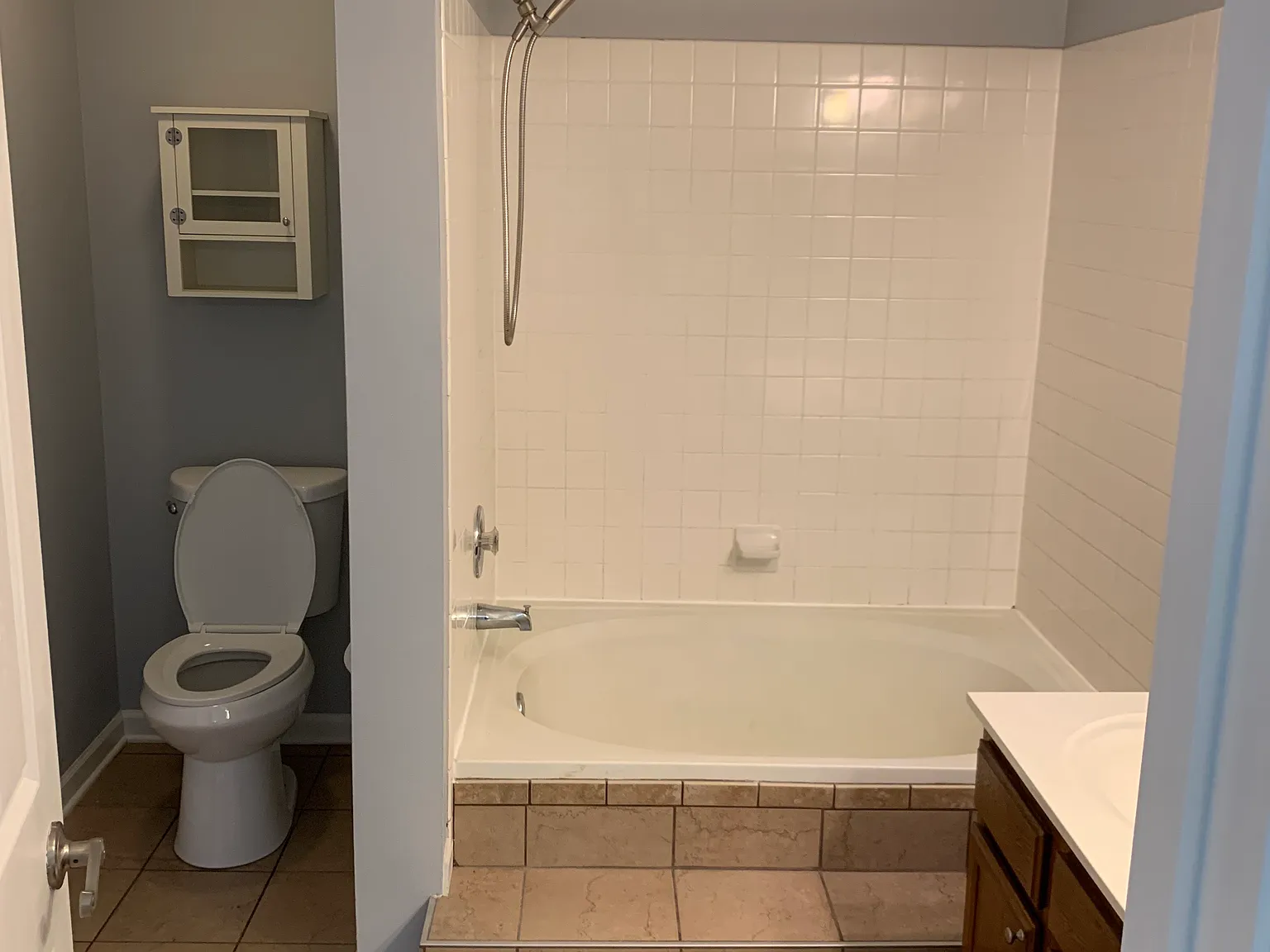 2 bed, 1.5 bath, 1250 sqft, $2,285 — Photo 3