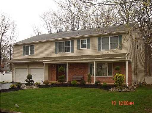 2nd image of 41 McKinley St